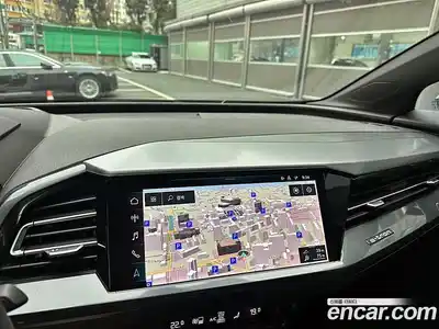 Audi Q4 e-tron 2025 Автомат в Москве № 343802, миниатюра 12