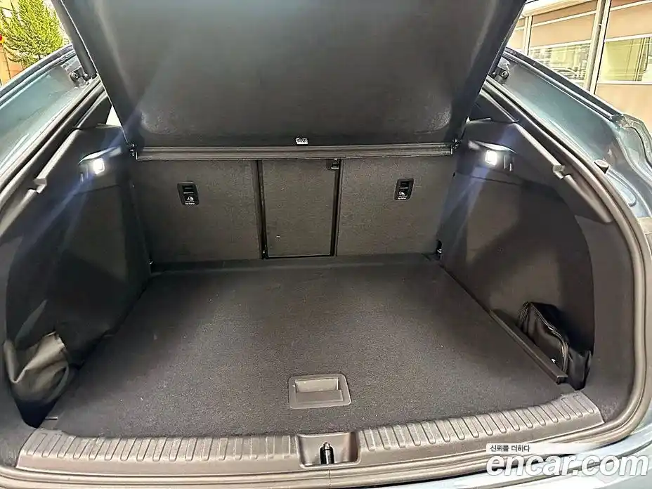 Audi Q4 e-tron 2025 Автомат в Москве № 343802, фото 16