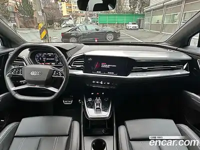 Audi Q4 e-tron 2025 Автомат в Москве № 343802, миниатюра 6