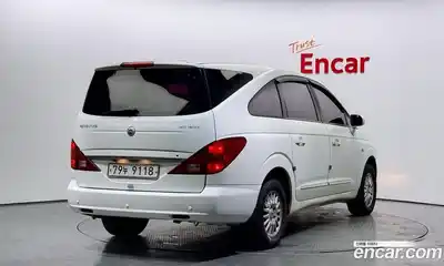 SsangYong Rodius, 2013