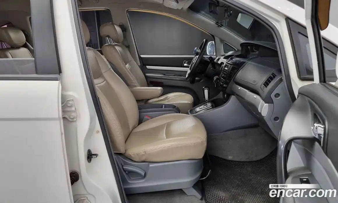 SsangYong Rodius 2013 2.0 Автомат в Москве № 34843, фото 18