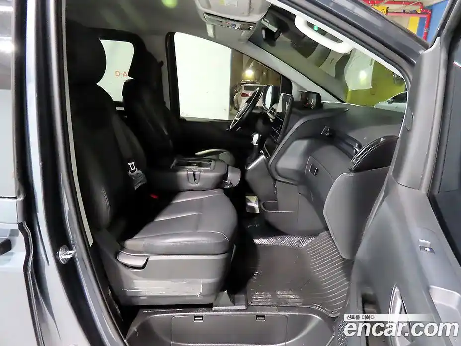 Hyundai Staria 2024 2.2 Автомат в Москве № 356508, фото 11