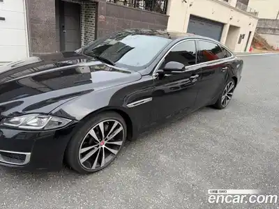 Jaguar XJ, 2019