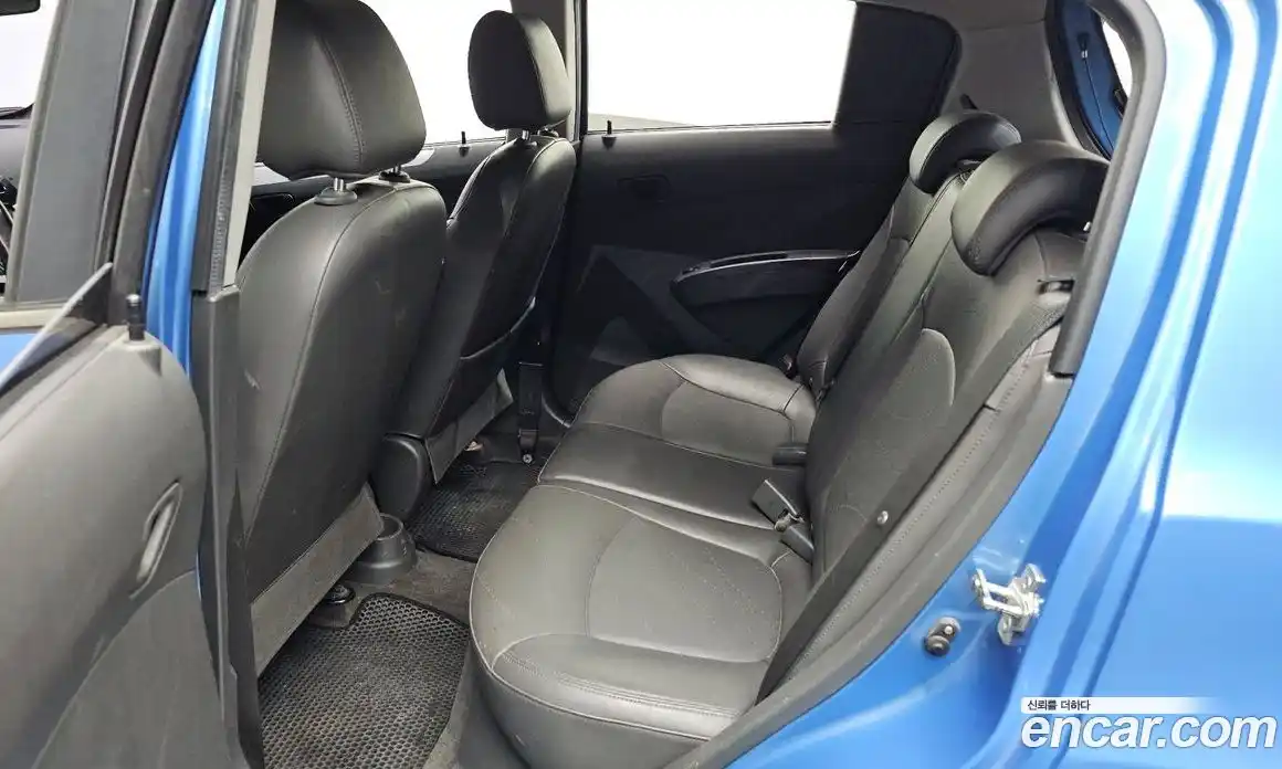 Chevrolet Spark 2015 1.0 Автомат в Москве № 36843, фото 11