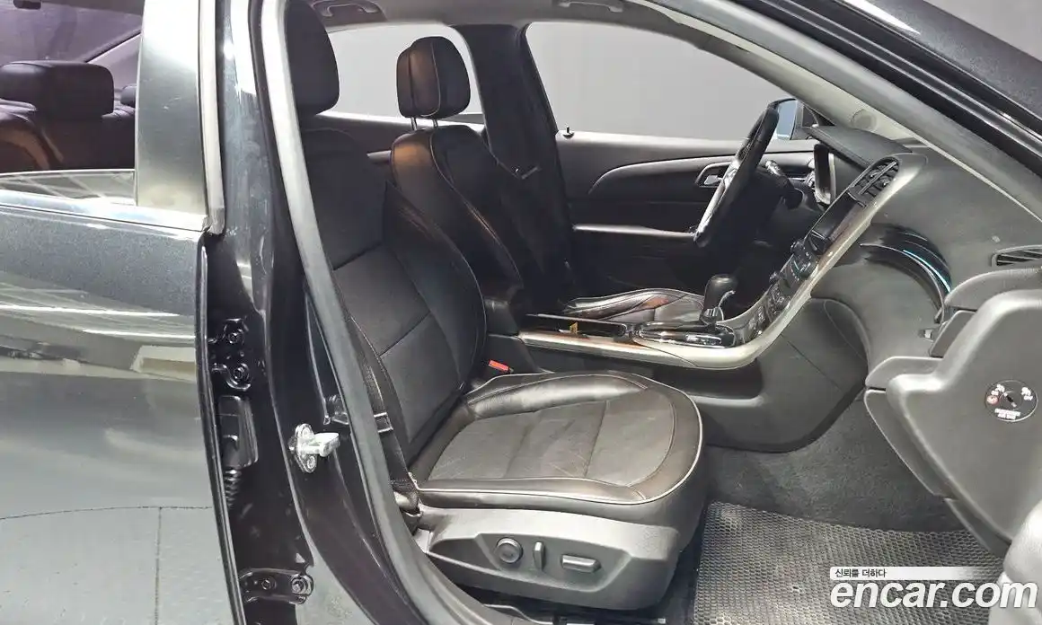 Chevrolet Malibu 2012 2.0 Автомат в Москве № 37125, фото 4