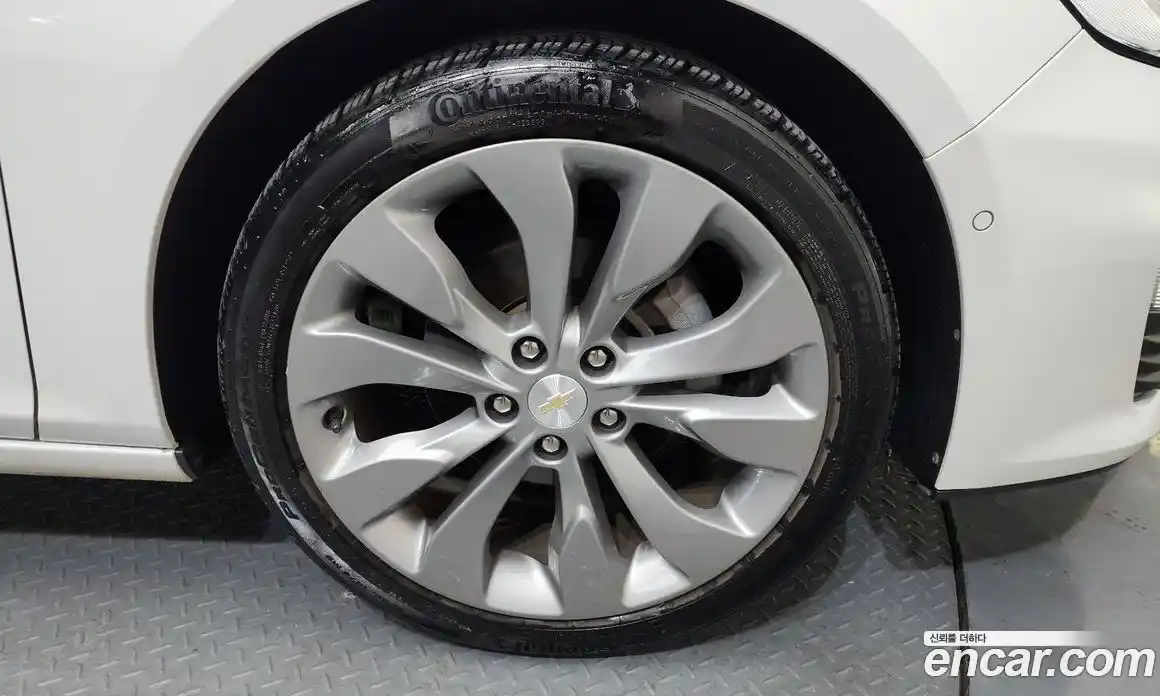 Chevrolet Malibu 2020 2.0 Автомат в Москве № 37142, фото 14