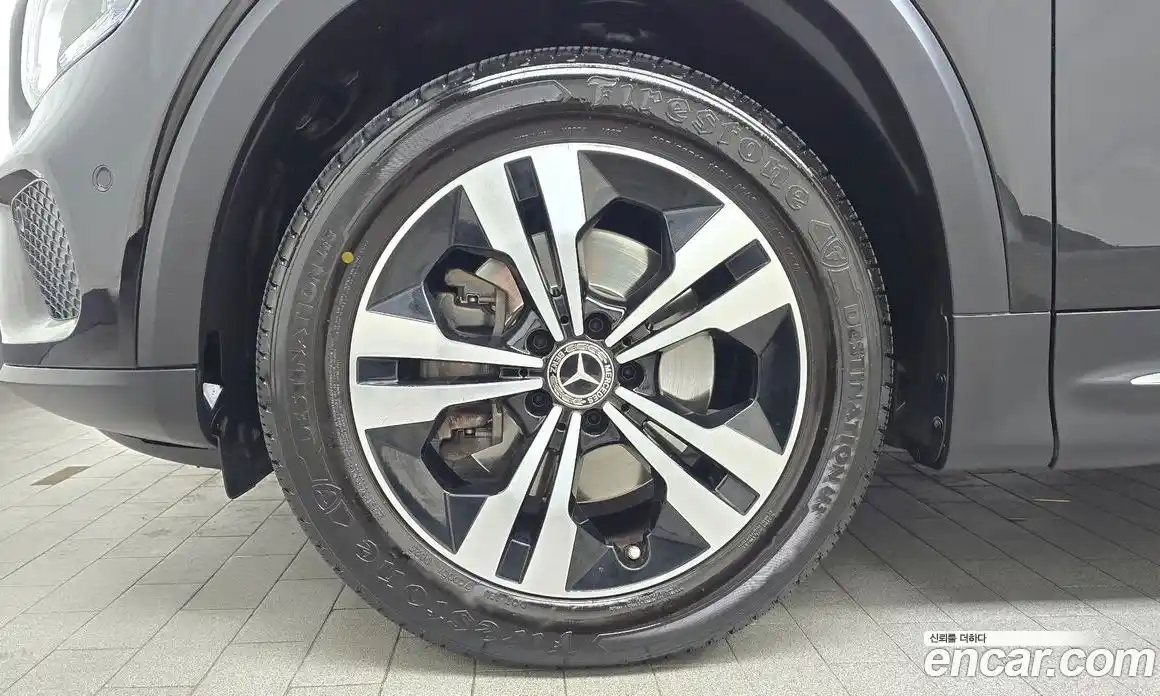 Mercedes-Benz GLB-Class 2023 1.9 Автомат в Москве № 372164, фото 5