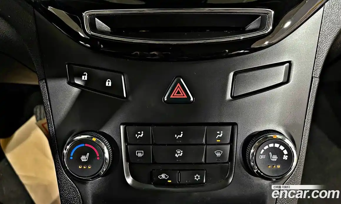 Chevrolet Orlando 2015 2.0 Автомат в Москве № 37554, фото 12