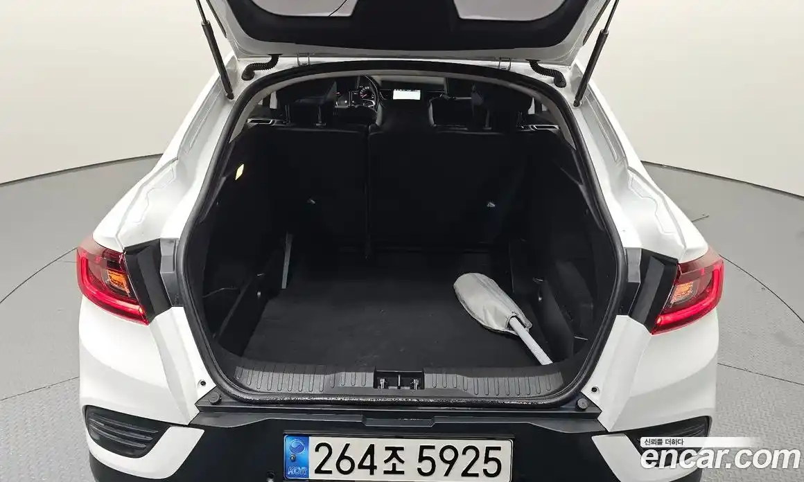 Renault XM3 2023 1.6 Автомат в Москве № 382164, фото 20