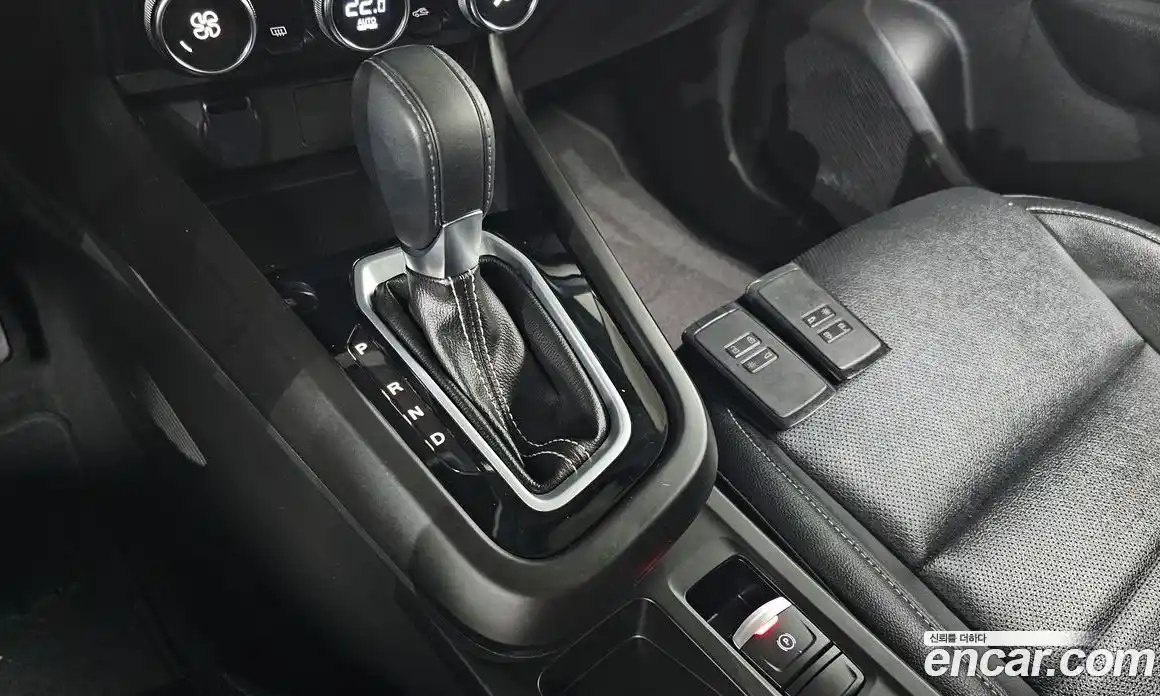 Renault XM3 2023 1.6 Автомат в Москве № 382164, фото 9