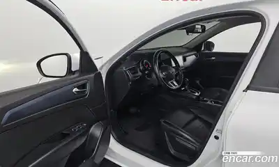 Renault XM3 2023 1.6 Автомат в Москве № 382164, миниатюра 10