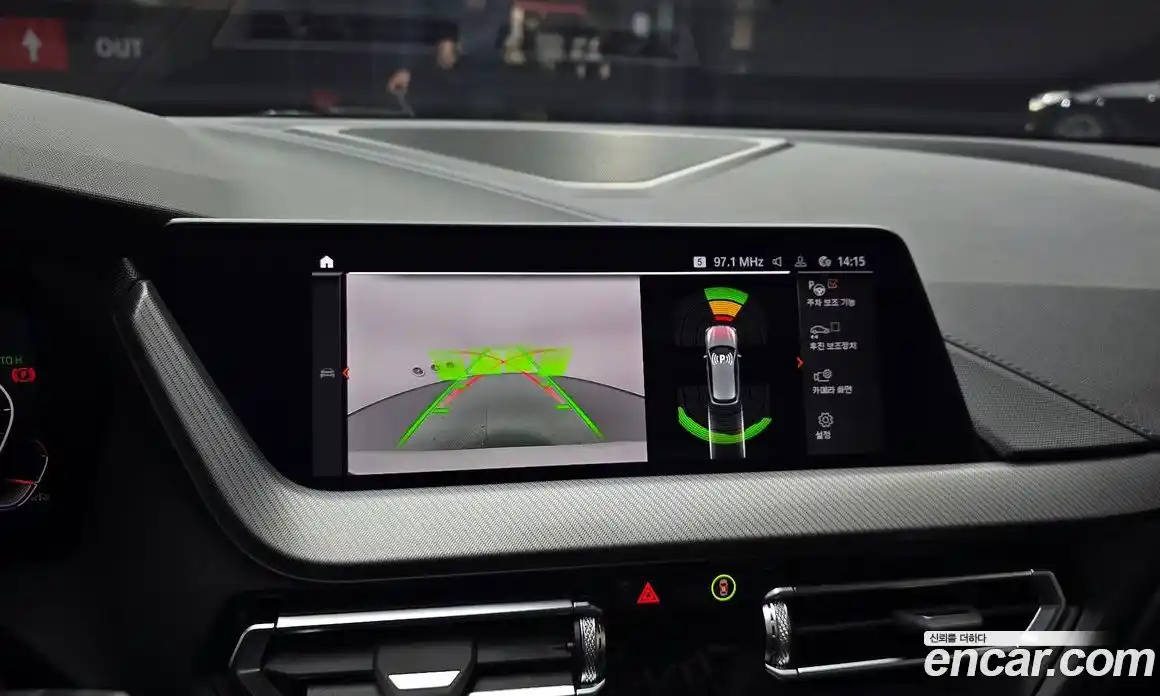 BMW 1-Series 2024 2.0 Автомат в Москве № 384858, фото 14