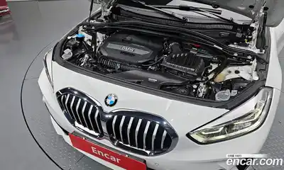 BMW 1-Series 2024 2.0 Автомат в Москве № 384858, миниатюра 6