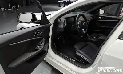 BMW 1-Series 2024 2.0 Автомат в Москве № 384858, миниатюра 10