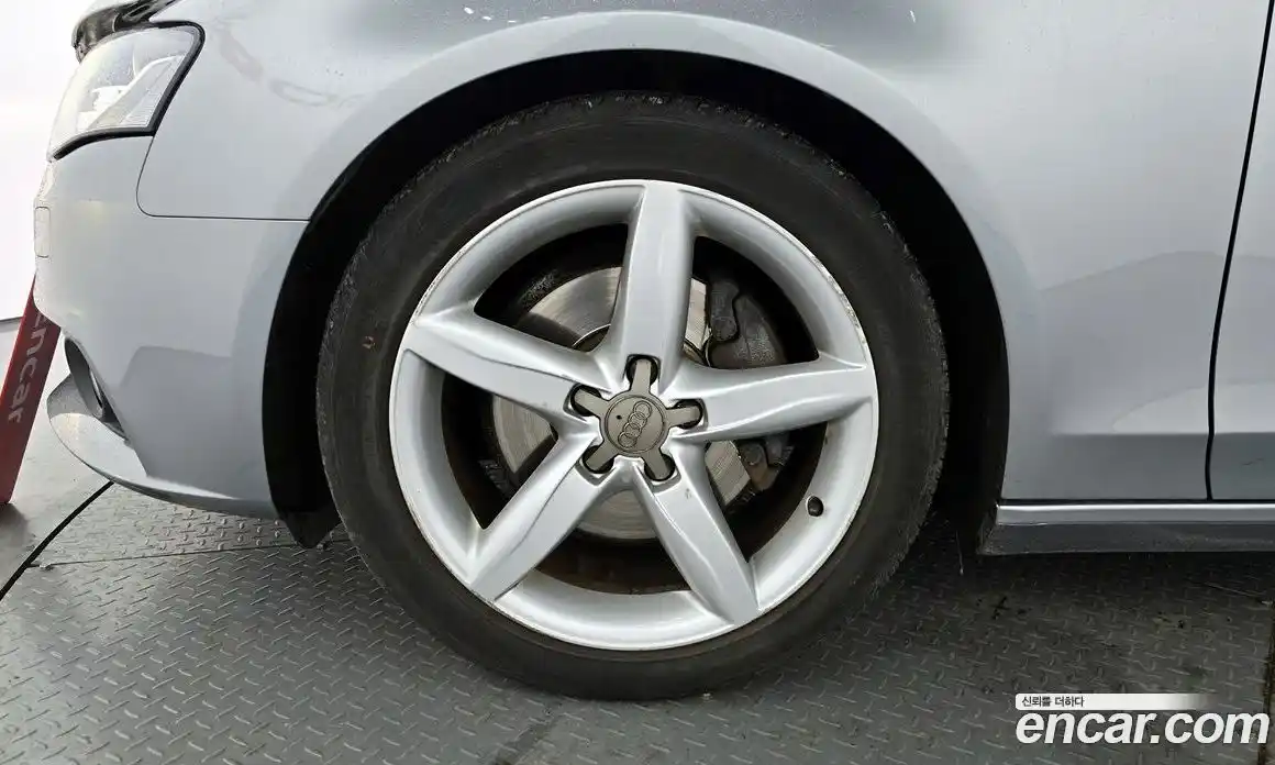 Audi A4 2011 2.0 Автомат в Москве № 414310, фото 5