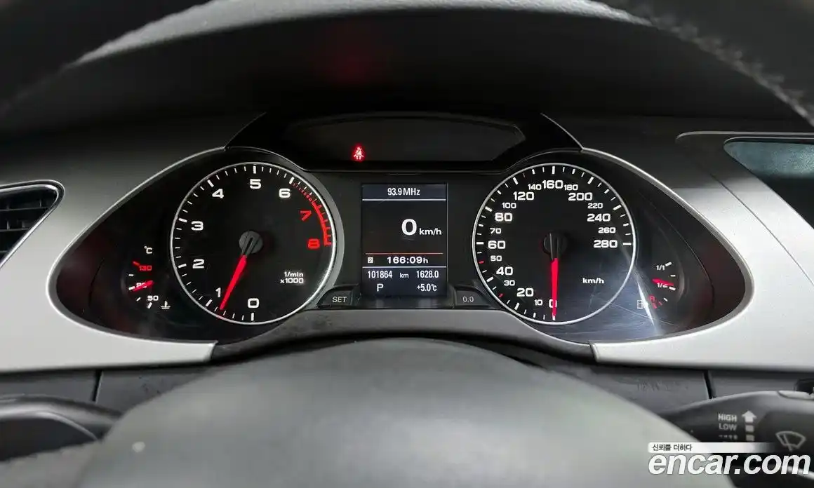 Audi A4 2011 2.0 Автомат в Москве № 414310, фото 8