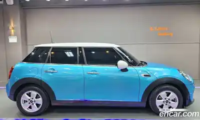 Mini Cooper, 2019