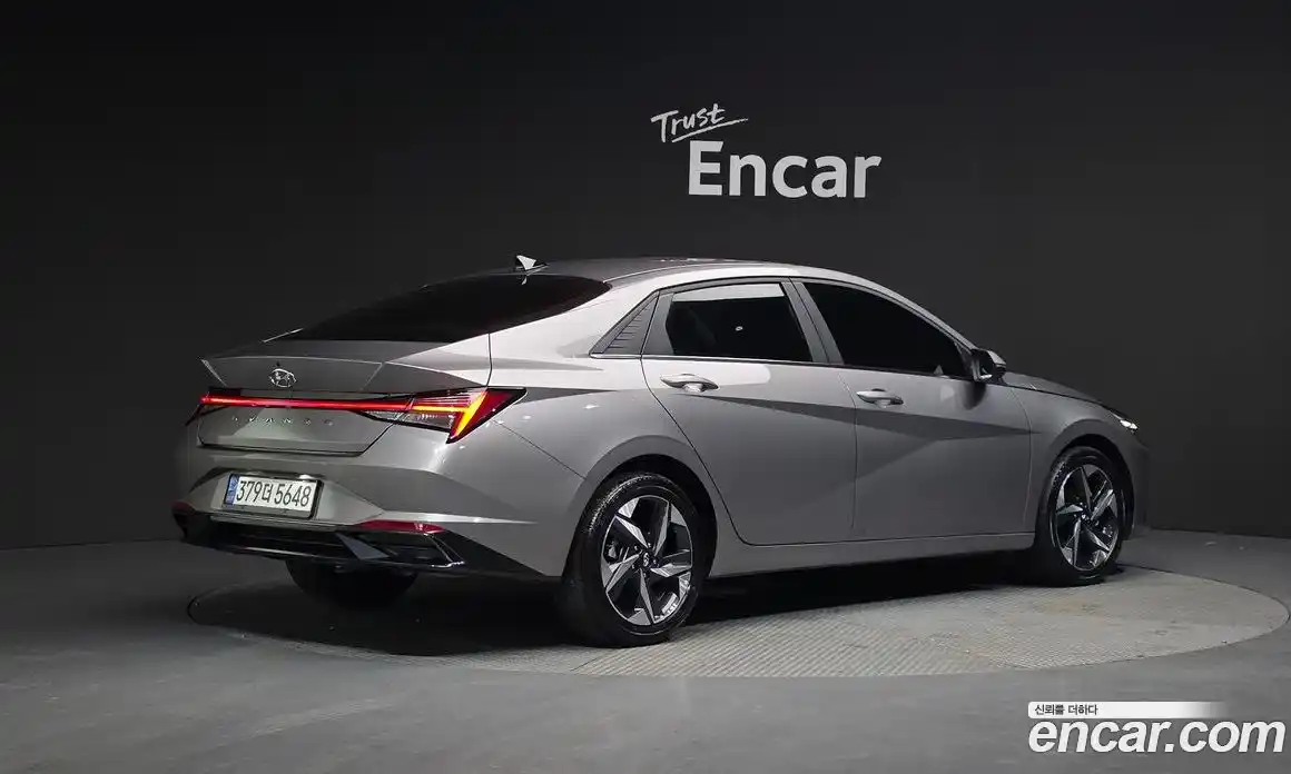 Hyundai Avante 2023 1.6 Автомат в Москве № 45139, фото 2