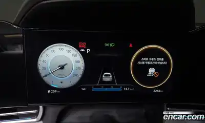 Hyundai Avante 2023 1.6 Автомат в Москве № 45139, миниатюра 8