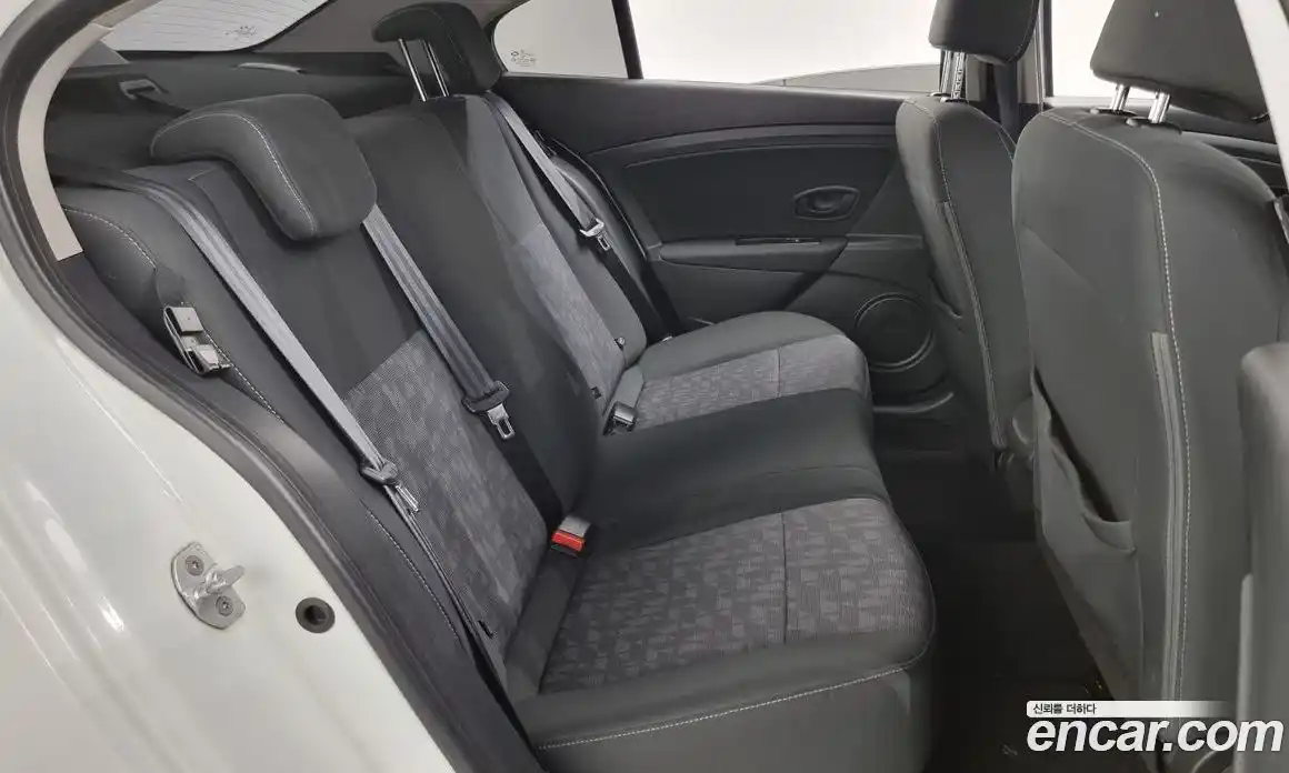 Renault SM3 2014 1.6 Автомат в Москве № 461, фото 12