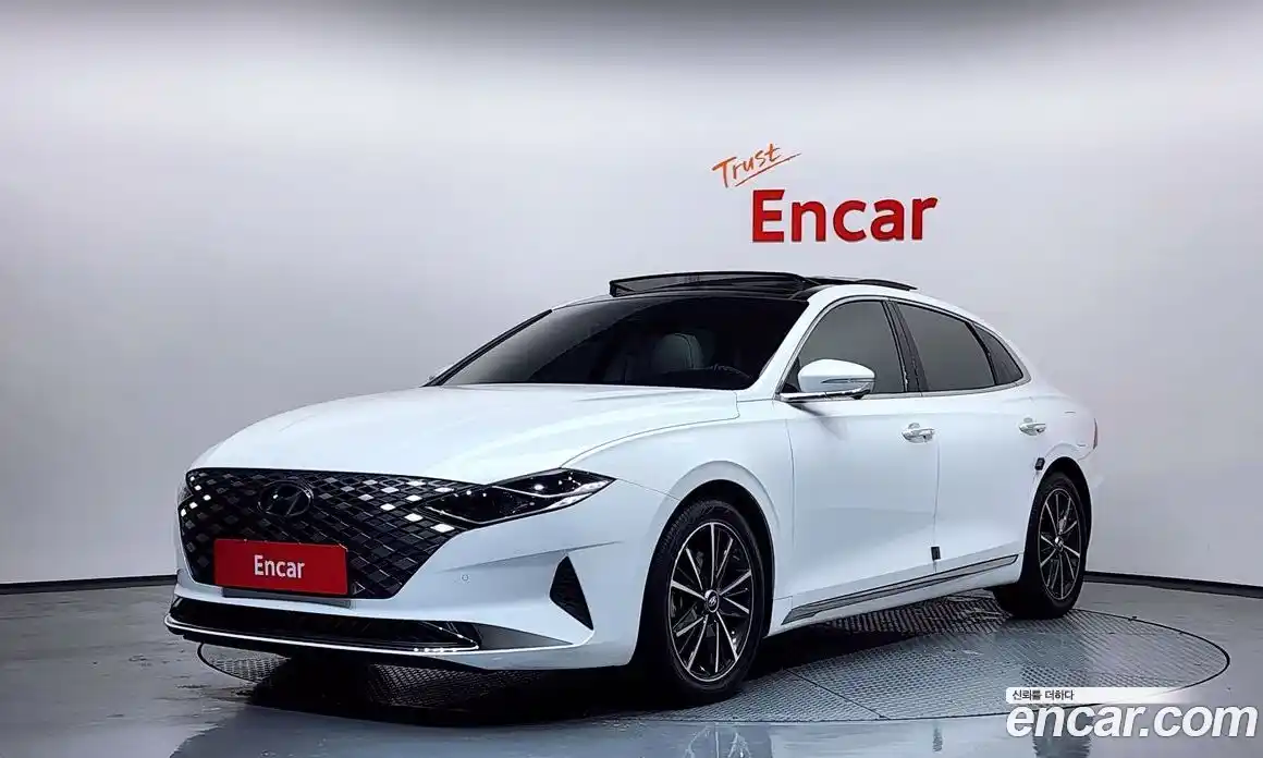 Hyundai Grandeur 2022 2.5 Автомат в Москве № 46344, фото 4