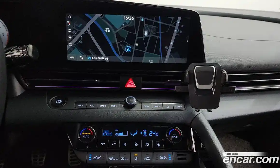 Hyundai Avante 2022 2.0 Механическая в Москве № 47465, фото 19