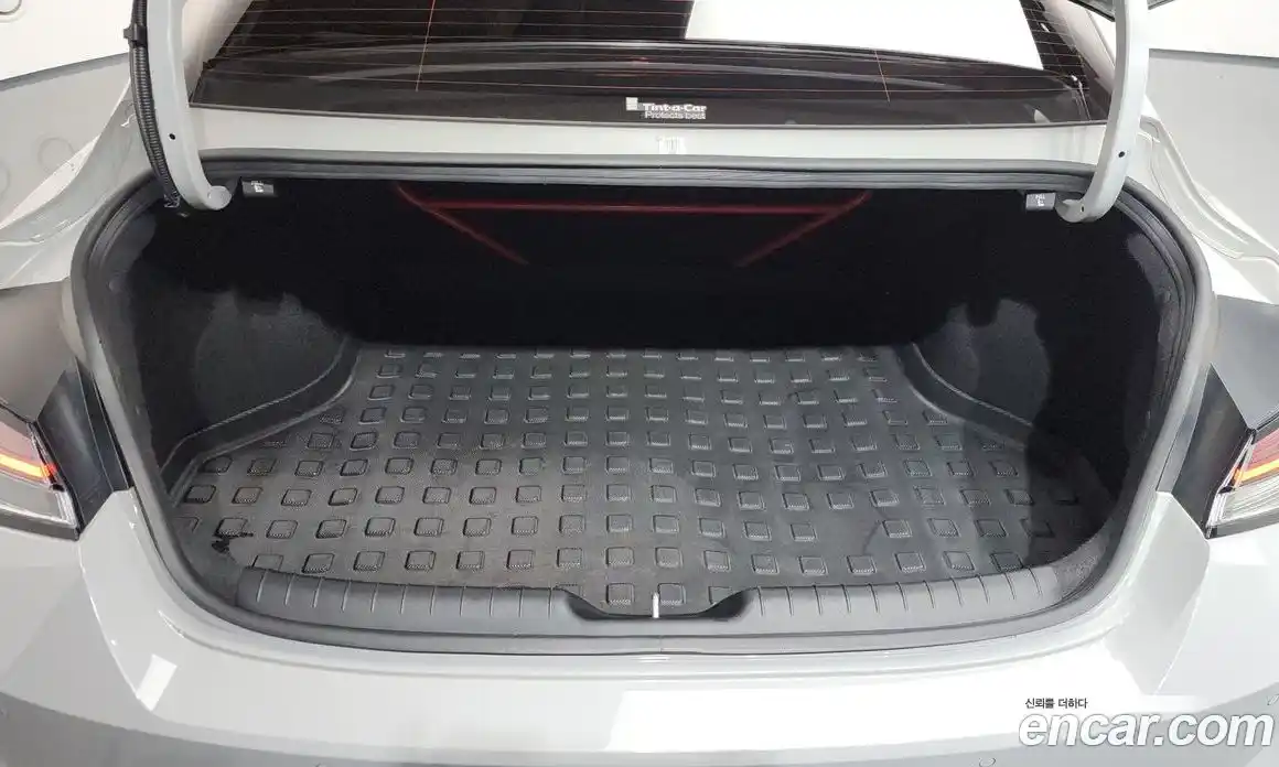 Hyundai Avante 2022 2.0 Механическая в Москве № 47465, фото 5