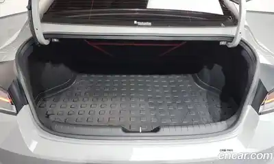 Hyundai Avante 2022 2.0 Механическая в Москве № 47465, миниатюра 5