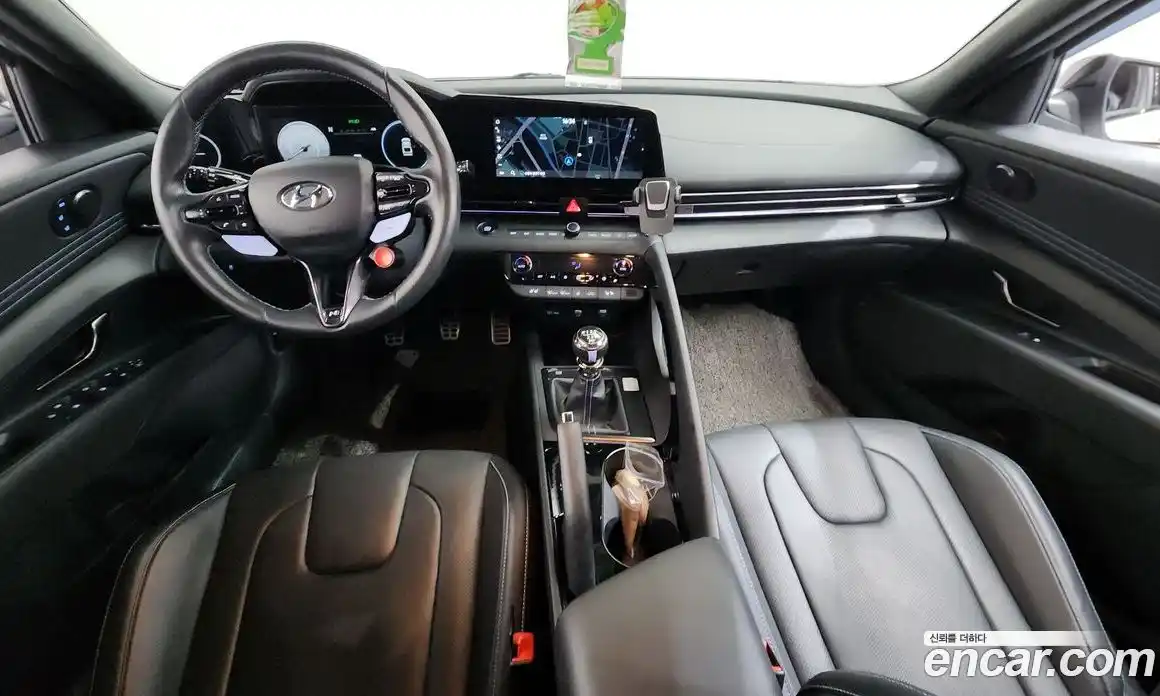 Hyundai Avante 2022 2.0 Механическая в Москве № 47465, фото 7