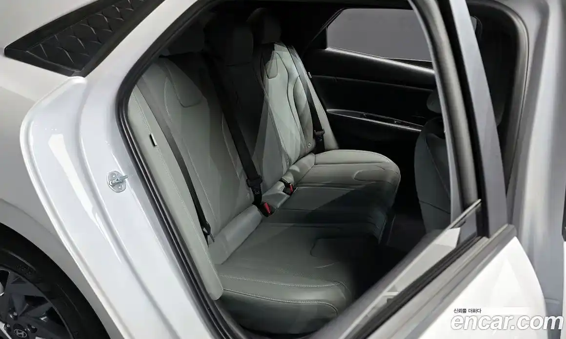 Hyundai Avante 2024 1.6 Автомат в Москве № 48331, фото 11