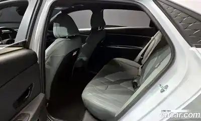 Hyundai Avante 2024 1.6 Автомат в Москве № 48331, миниатюра 4