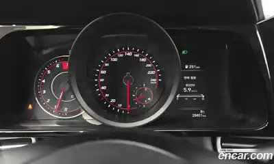 Hyundai Avante 2022 1.6 Автомат в Москве № 5359, миниатюра 8