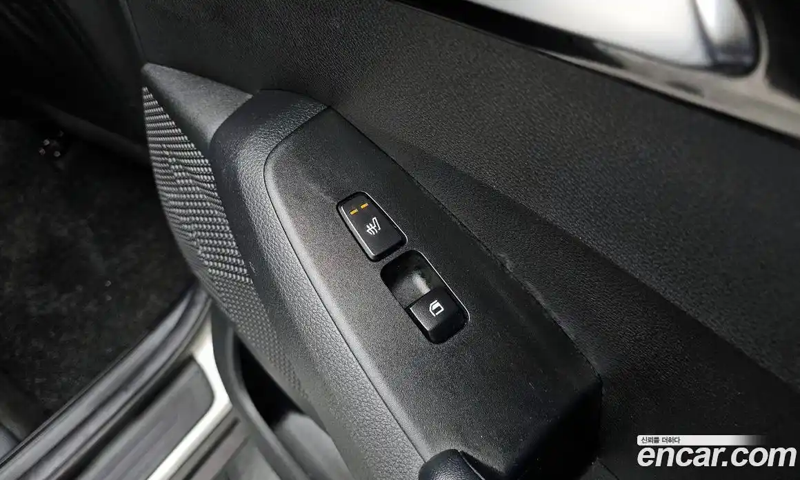 Kia Seltos 2020 1.6 Автомат в Москве № 55878, фото 19