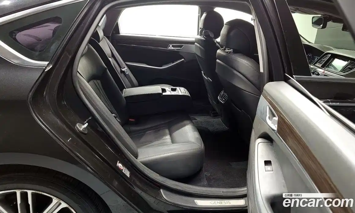 Genesis G80 2018 3.3 Автомат в Москве № 58817, фото 12