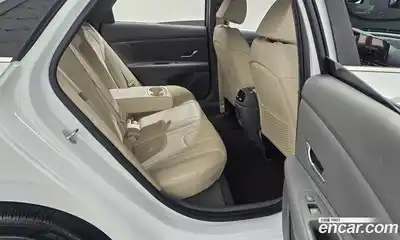 Hyundai Avante 2024 1.6 Автомат в Москве № 6562, миниатюра 2