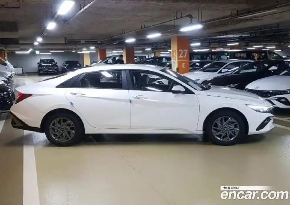 Hyundai Avante 2026 1.6 Автомат в Москве № 6957, фото 4