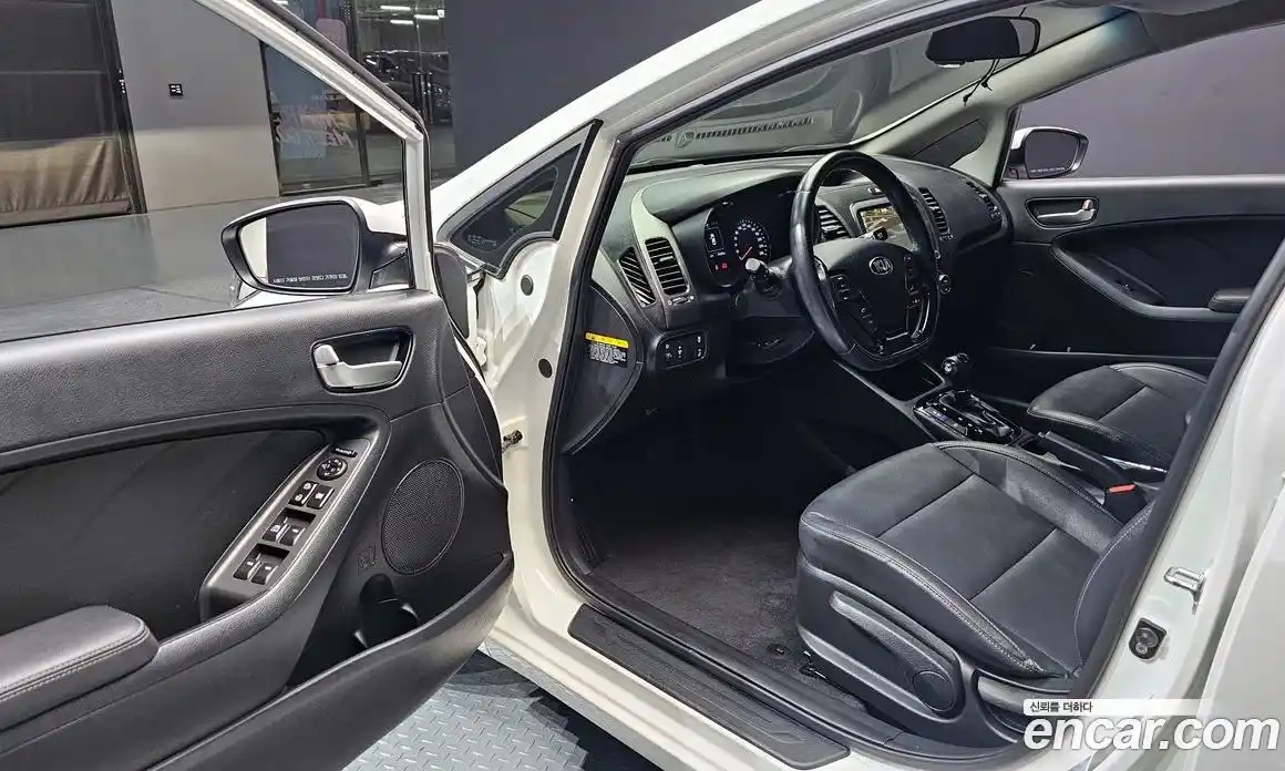 Kia K3 2018 1.6 Автомат в Москве № 70861, фото 20