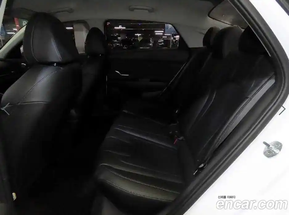 Hyundai Avante 2021 1.6 Автомат в Москве № 7284, фото 6