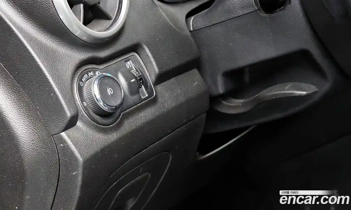 Chevrolet Trax 2016 1.4 Автомат в Москве № 85427, фото 19