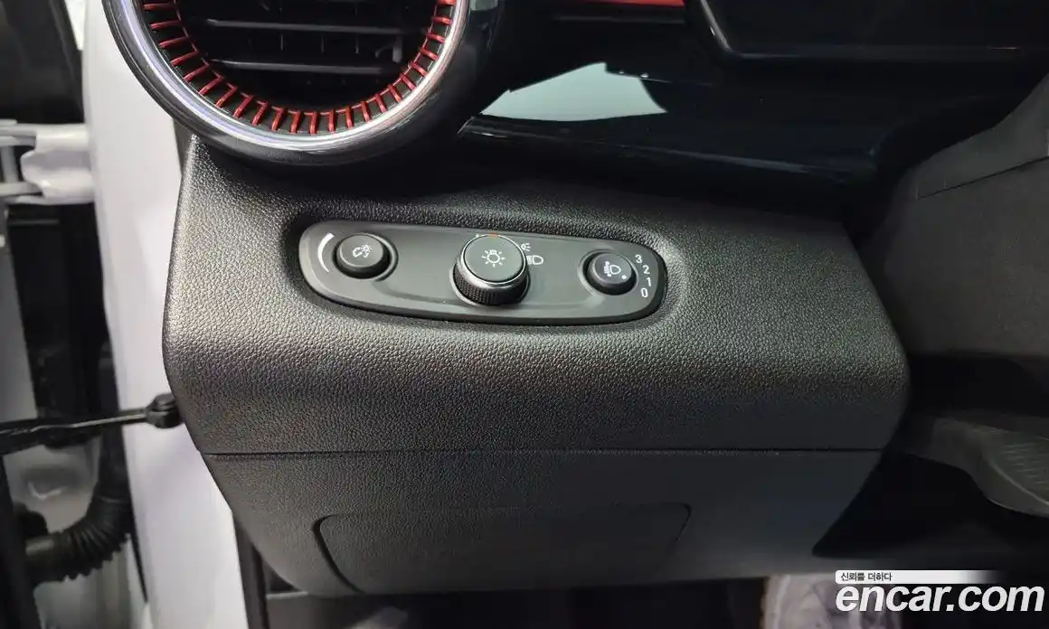 Chevrolet Trax 2025 1.2 Автомат в Москве № 85433, фото 17