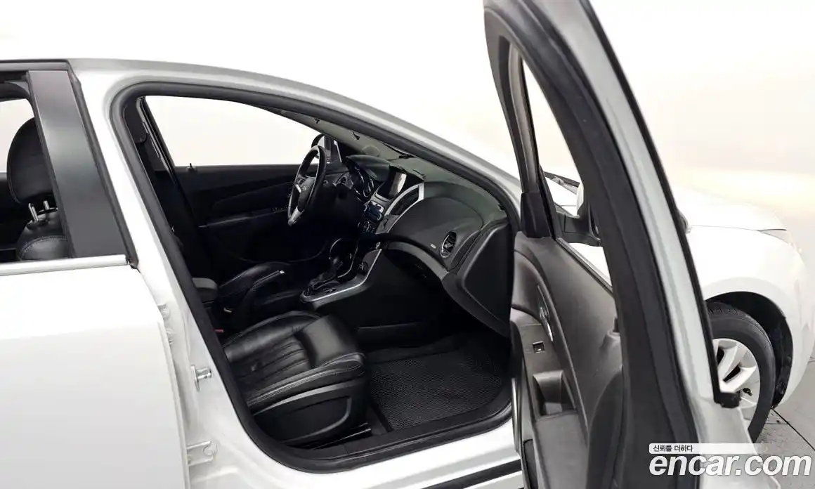 Chevrolet Cruze 2015 1.8 Автомат в Москве № 103544, фото 20