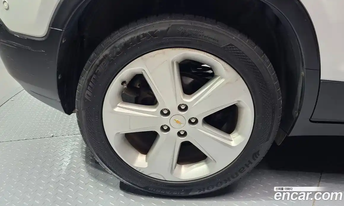 Chevrolet Trax 2015 1.4 Автомат в Москве № 105454, фото 13