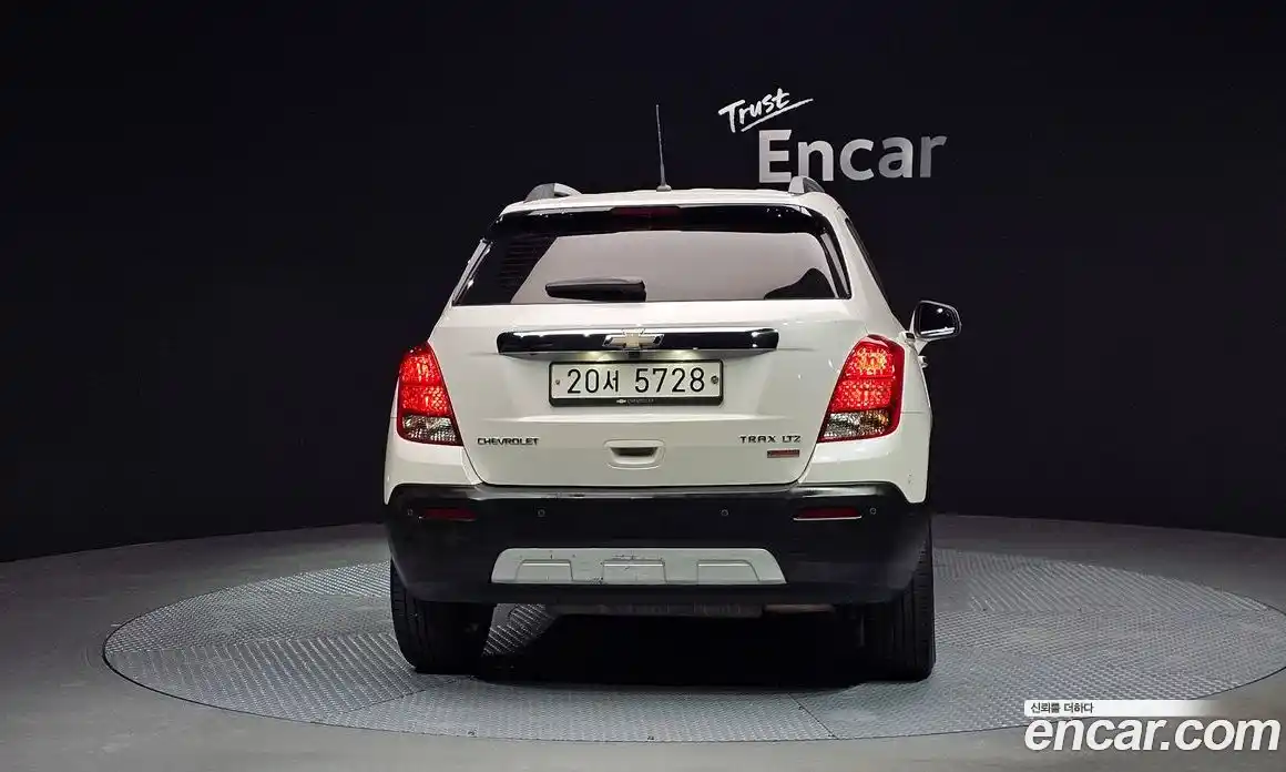 Chevrolet Trax 2015 1.4 Автомат в Москве № 105454, фото 16