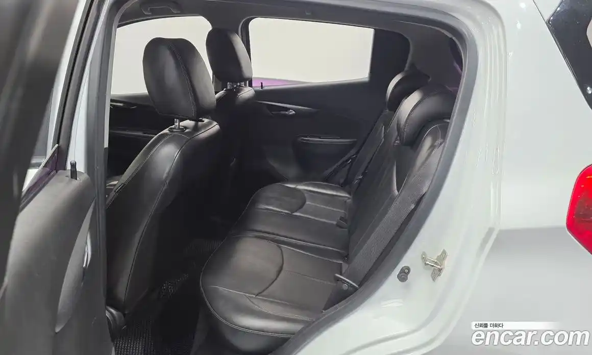 Chevrolet Spark 2016 1.0 Автомат в Москве № 105560, фото 13