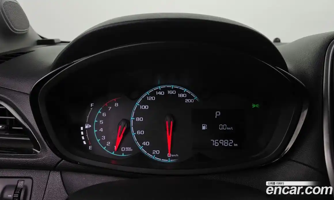 Chevrolet Spark 2017 1.0 Автомат в Москве № 105628, фото 19