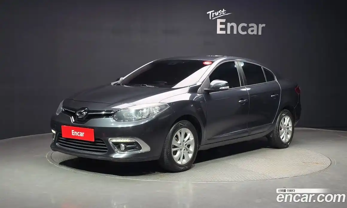Renault SM3 2015 1.6 Автомат в Москве № 106094, фото 17