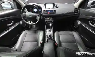 Renault SM3 2015 1.6 Автомат в Москве № 106094, миниатюра 3