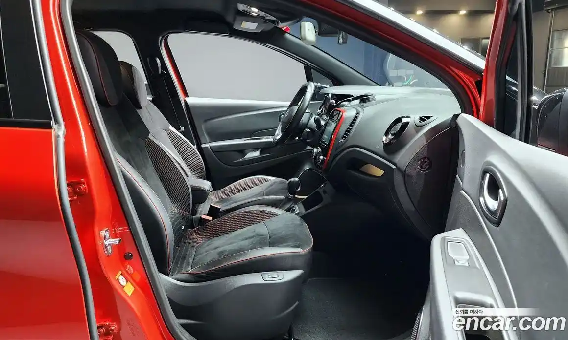 Renault QM3 2019 1.5 Автомат в Москве № 106740, фото 12