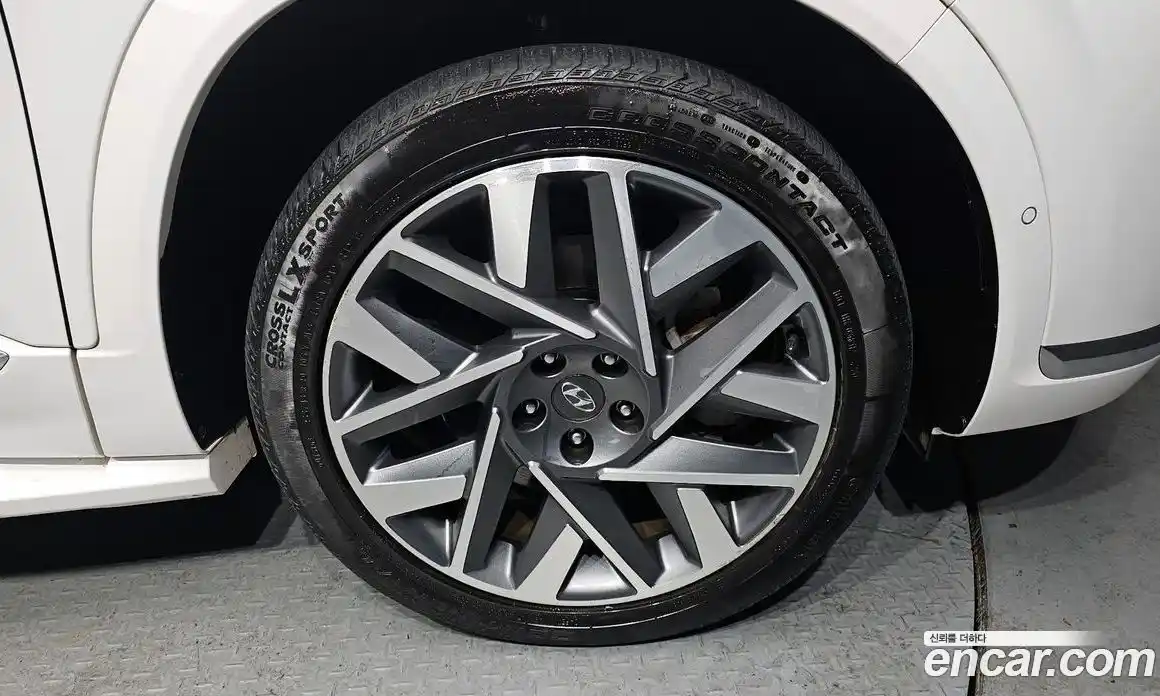 Hyundai Santa Fe 2021 2.5 Автомат в Москве № 107991, фото 20