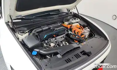 Hyundai Grandeur 2024 1.6 Автомат в Москве № 109254, миниатюра 8